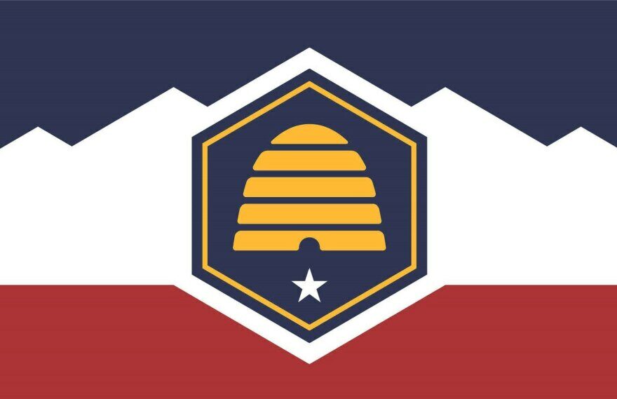The texas beekeepers association logo.